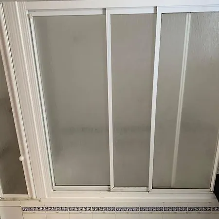 Ca Corrales: En La Playa, Pero En El Pueblo Будинок відпочинку *