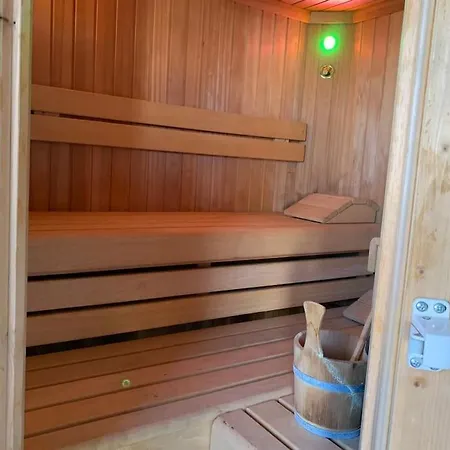 Ca Corrales: En La Playa, Pero En El Pueblo Будинок відпочинку *