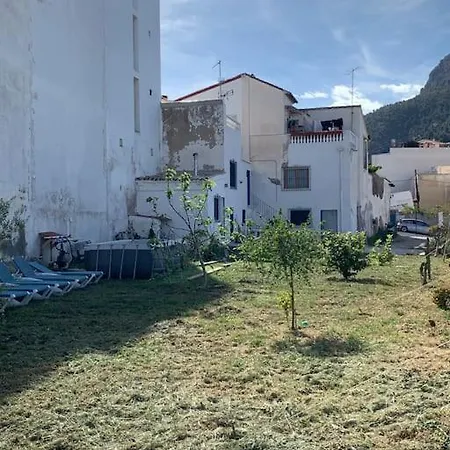 Hébergement de vacances Ca Corrales: En La Playa, Pero En El Pueblo *