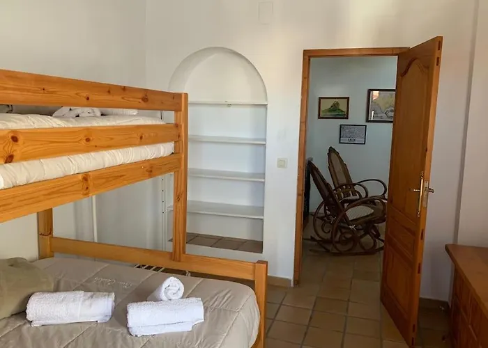 Prázdninový dům Ca Corrales: En La Playa, Pero En El Pueblo