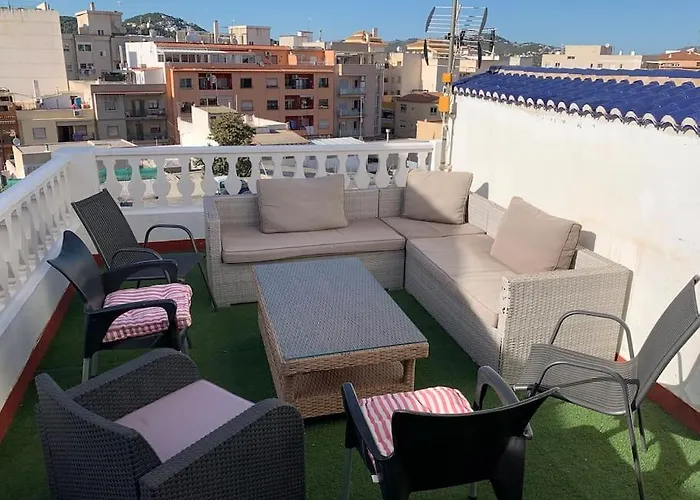 Ca Corrales: En La Playa, Pero En El Pueblo * Calpe