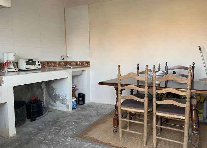 Prázdninový dům Ca Corrales: En La Playa, Pero En El Pueblo *