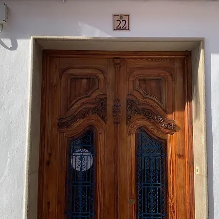 Ca Corrales: En La Playa, Pero En El Pueblo Feriehus Calpe