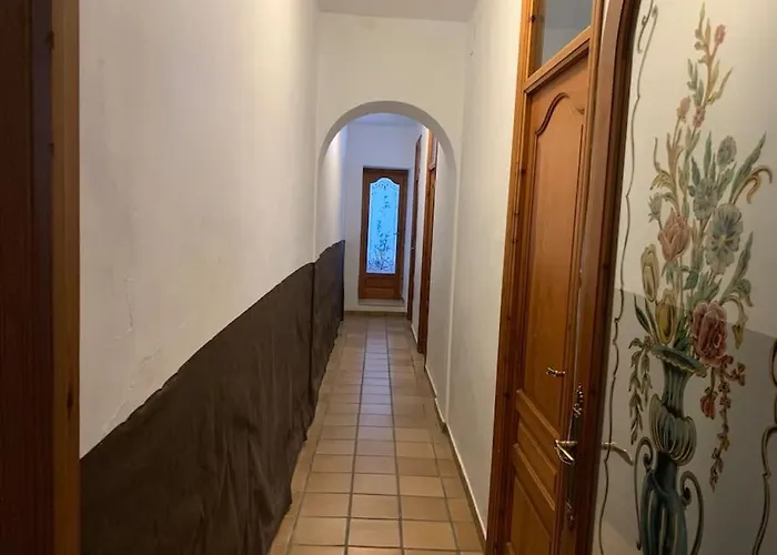 Ca Corrales: En La Playa, Pero En El Pueblo Calpe