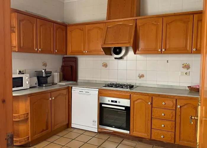 Ca Corrales: En La Playa, Pero En El Pueblo Holiday home