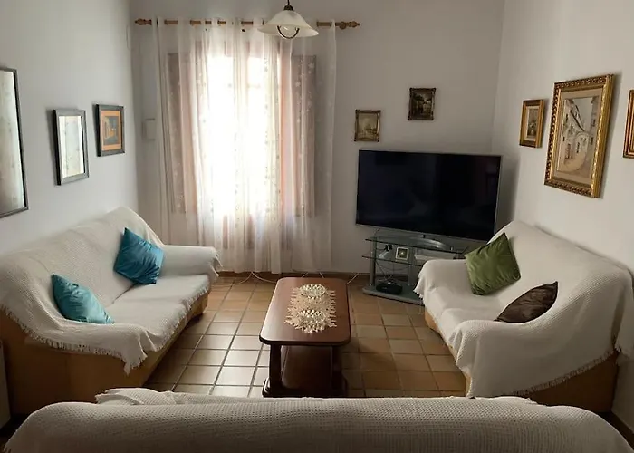 Ca Corrales: En La Playa, Pero En El Pueblo Calpe