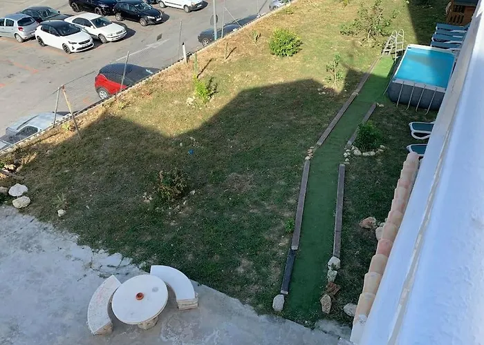 Ca Corrales: En La Playa, Pero En El Pueblo Holiday home