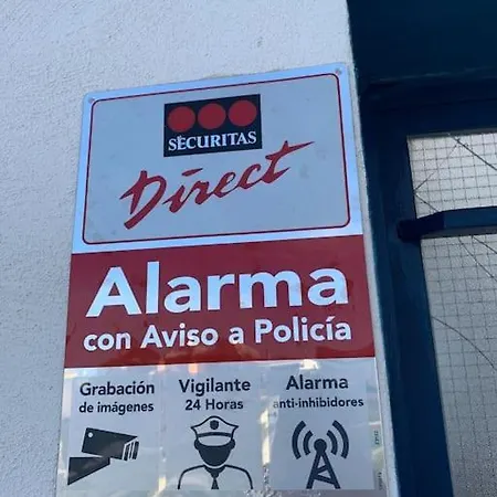 Ca Corrales: En La Playa, Pero En El Pueblo Holiday home *